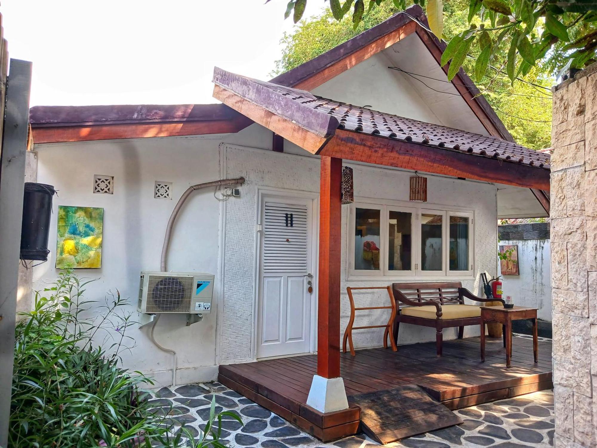 Scallywags Smugglers Gili Air Exteriér fotografie