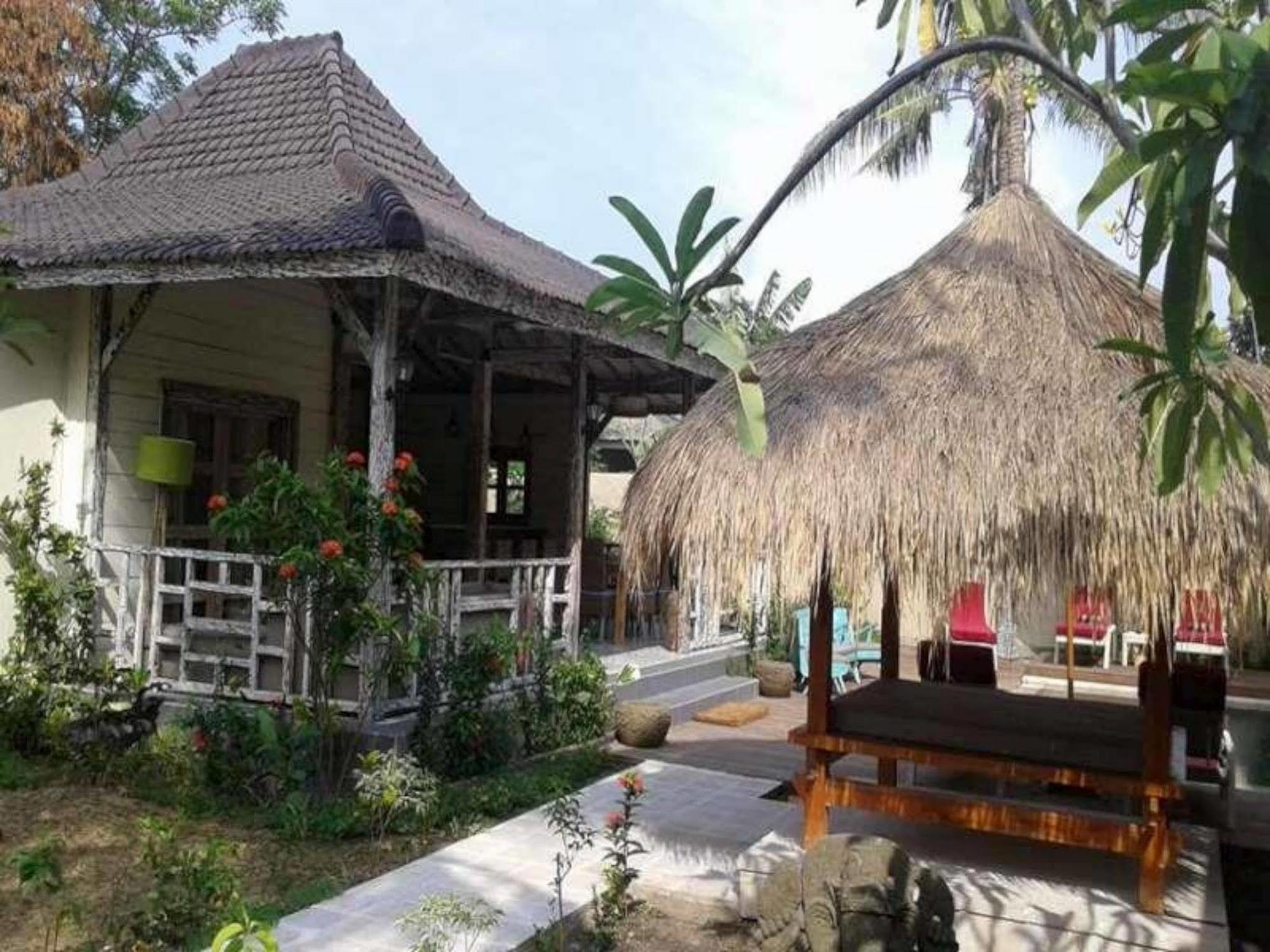 Scallywags Smugglers Gili Air Exteriér fotografie